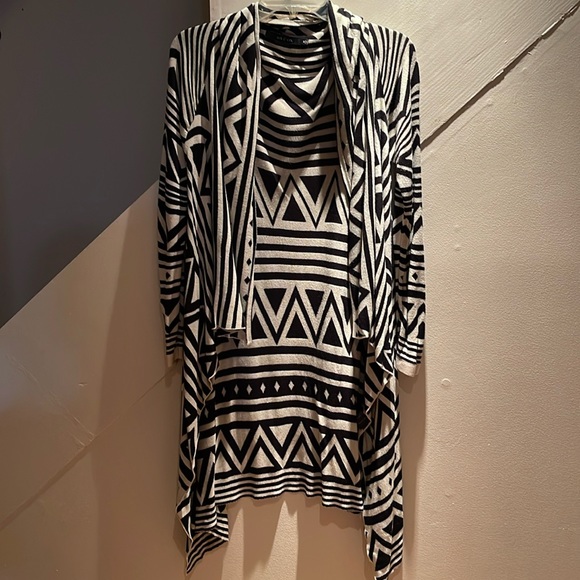 Sweaters - Printed Open Front Cardigan